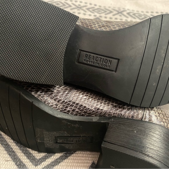 Snakeskin booties - Picture 3 of 5